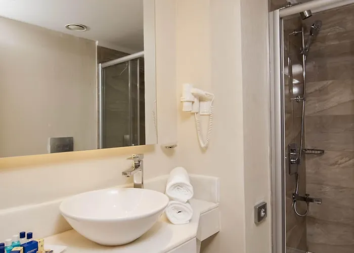 Hotel Dream World Hill 5*