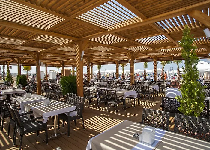 Dream World Hill Hotel