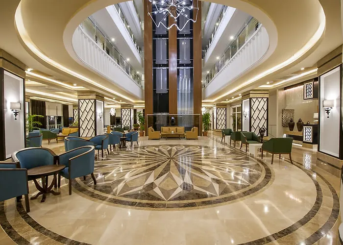 Hotel Dream World Hill 5*