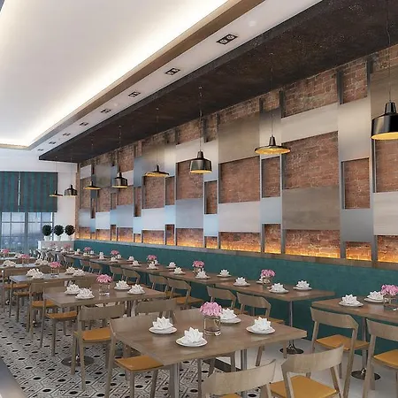 Dream World Hill Sidé