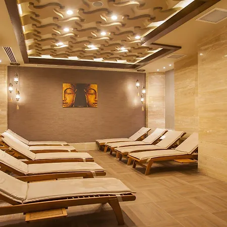 Dream World Hill Hotel 5*