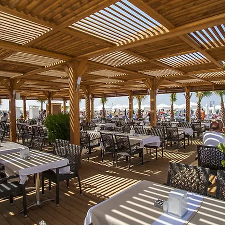 Dream World Hill Hotel